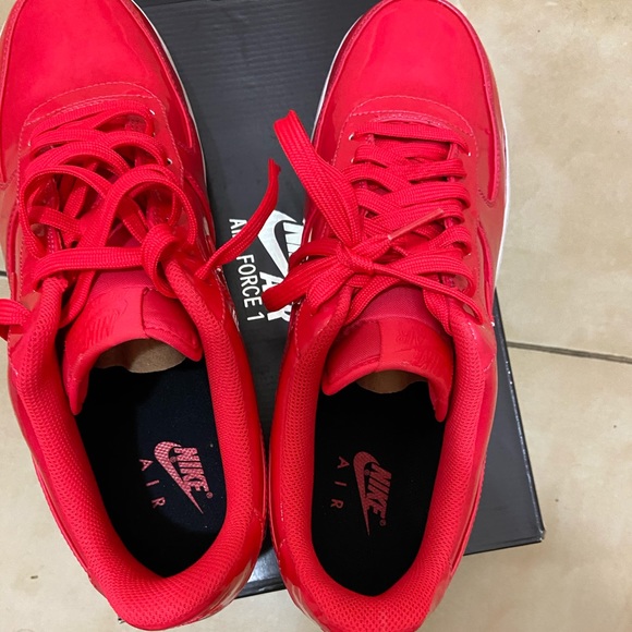 Air Force 1 low ultraviolet siren red - Picture 8 of 9